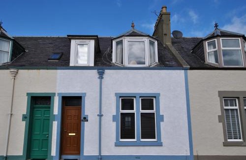 St Monans House | The Beacon- coastal home in St Monans