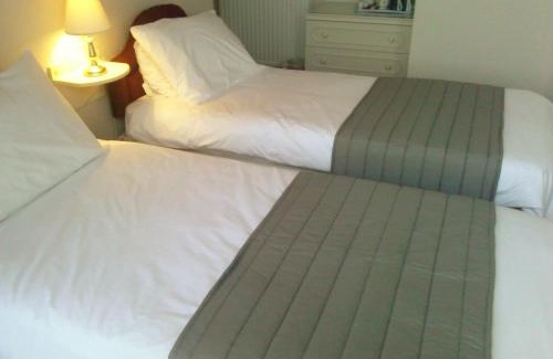 North Shore Bed & Breakfast | The Beaucliffe Hotel