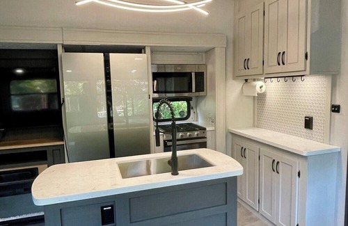 Mingoville House | The Bellefonte Campground presents: The 2025 Coachmen Chaparral Camper Rental