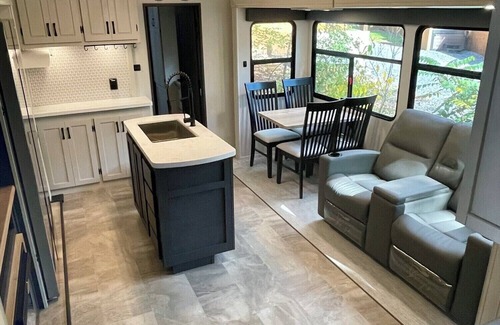 Mingoville House | The Bellefonte Campground presents: The 2025 Coachmen Chaparral Camper Rental