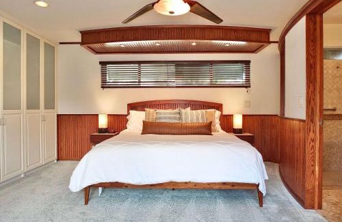 Belmont Park House | The Belmont Beach Bungalow - Pool & Hot tub