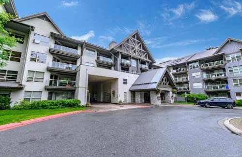 Upper Village Apartment | The Best ski-in/ski-out at The Aspens