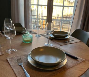 Arras Apartment | The Best View 65 Grand place Superbe vue avec Jaccuzi