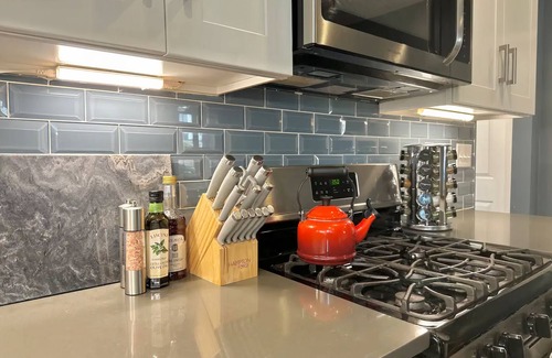 South Hills House | The Beverly at Mt. Lebanon by Luxe PGH