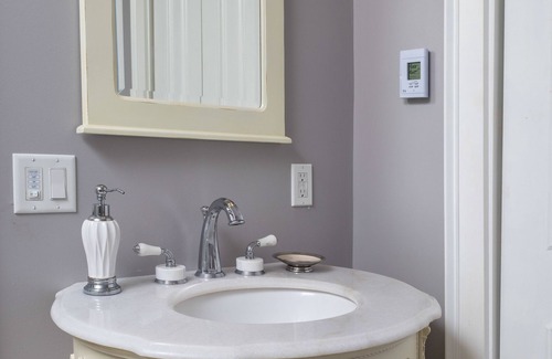 East Hampton Bed & Breakfast | The Bevin House Bed & Breakfast