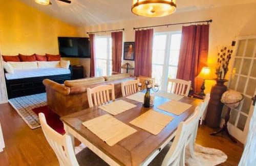 Holiday Island House | The Big Chill on Table Rock Lake