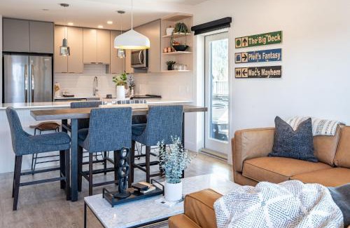 Revelstoke Apartment | The Big Deck by Revelstoke Vacations