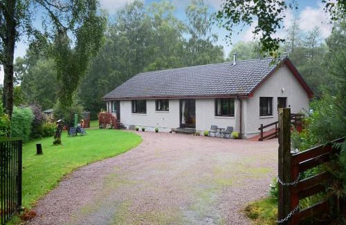 Nairn House | The Birches