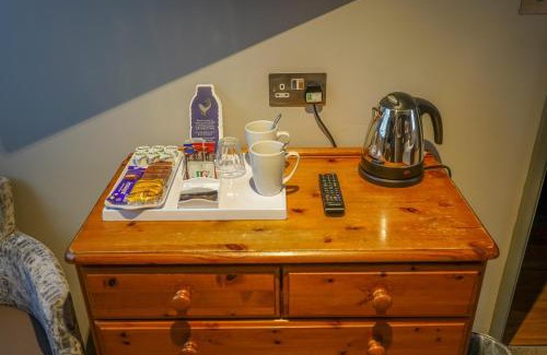 Witney Hotel | The Bird In Hand Inn, Witney