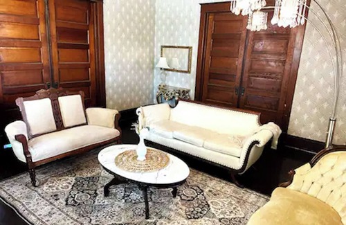 Mount Pleasant House | The Birds Eye Suite w/Private Full Bath