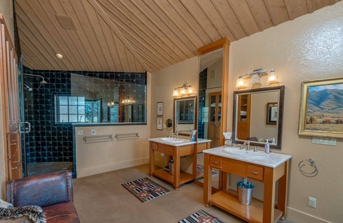 Stevensville Cabin | The Bitterroot Lodge