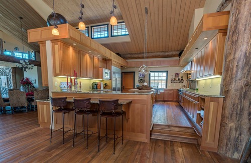Stevensville Cabin | The Bitterroot Lodge