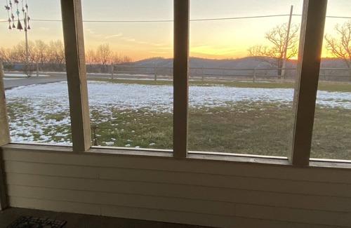 Alto Pass House | The Bitty House One, next to a winery!