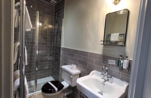 Ilkley Hotel | The Black Hat