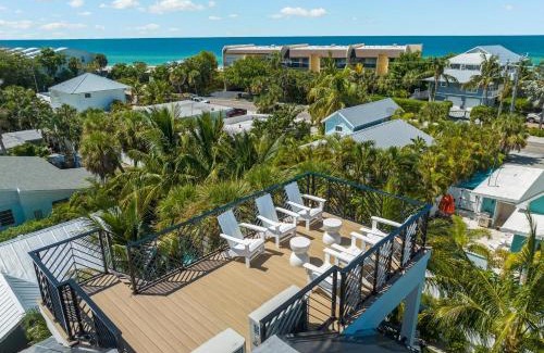 Holmes Beach House | The Black Pearl