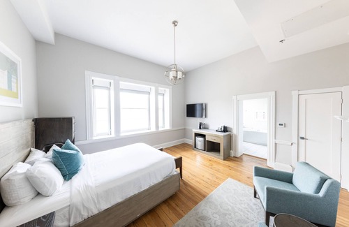 Staunton Hotel | The Blackburn Inn and Conference Center