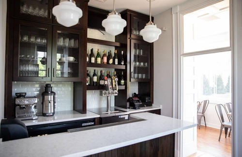 Staunton Hotel | The Blackburn Inn and Conference Center