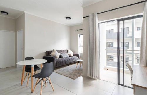 Greater Johannesburg Metropolitan Area Apartment | The Blissful Abode by BK Hospitable