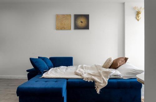 Leicester City Centre Apartment | The Blue Horizon Suite City Centre