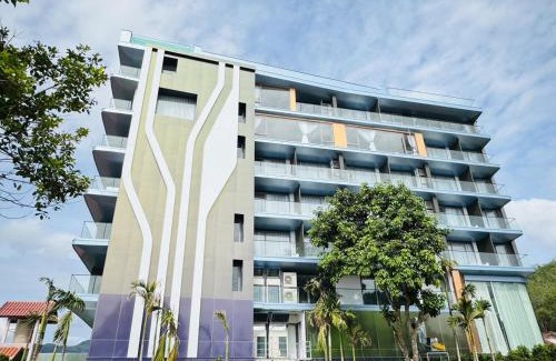 Phuket Hotel | The Blue Mavi Hotel