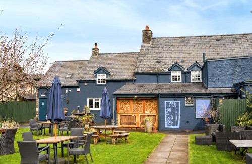 Glangrwyney House | The Bluebell Country Inn