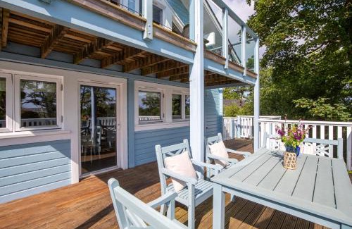 Penally Cabin | The Bluebell - Luxury Lodge with Hot Tub