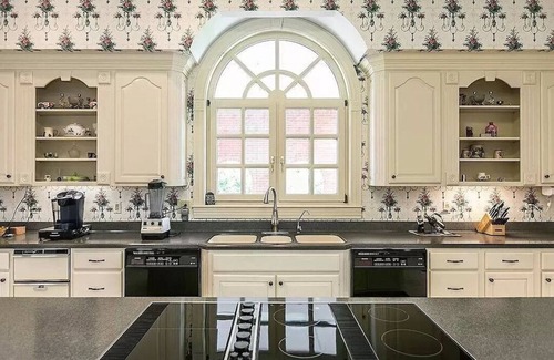 Printer House | The Bluegrass Palace : Kentucky's Majestic Dream Estate