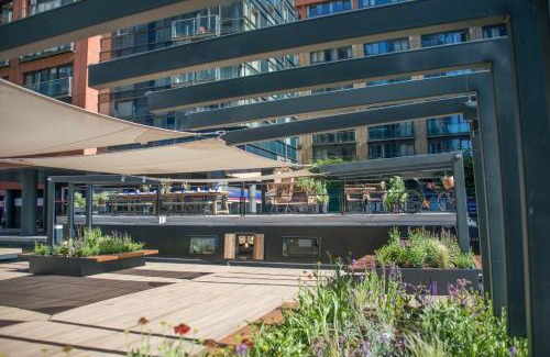 Paddington Boat Rental | The Boathouse