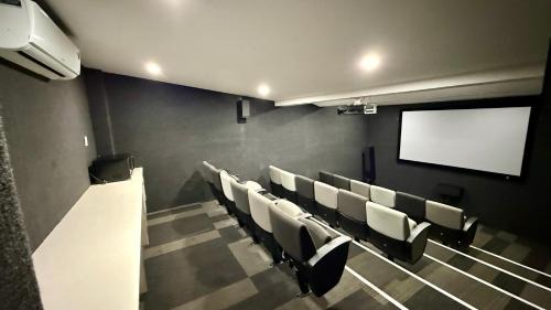 Greater Johannesburg Metropolitan Area Apartment | The Bolton Rosebank