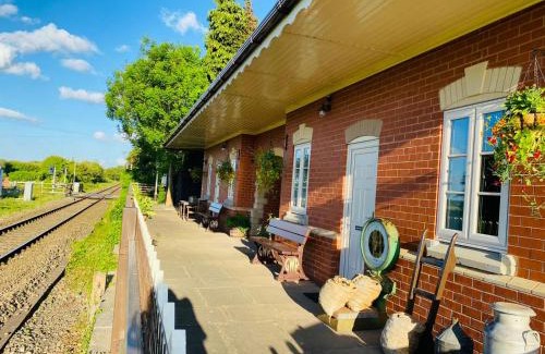 Tarrington House | The Booking Office, Stoke Edith Station