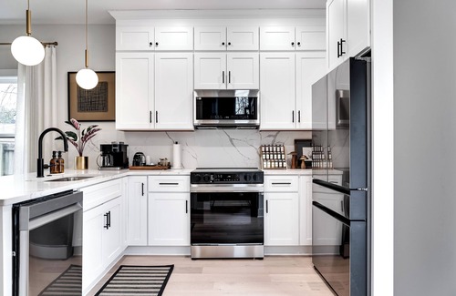 Murfreesboro House | The Boro Suite I 3BR Near Downtown & MTSU w/Ping Pong