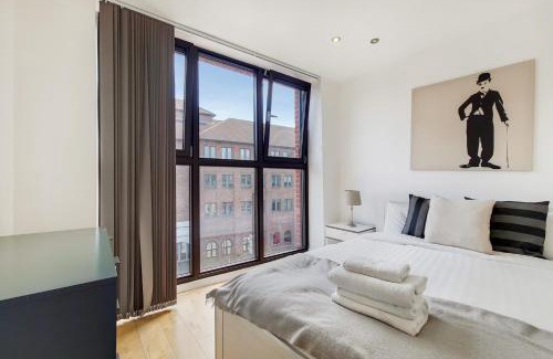 Cathedrals Apartment | The Borough Collection near London Bridge and Borough Market - by Short Stories London
