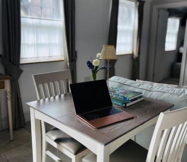 Kemble House | The Bothy