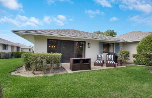 Palm Beach Gardens Villa | The Bougie Bungalow, PGA