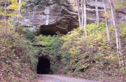 Frenchburg Cabin | The Boulder Garden in the Red River Gorge