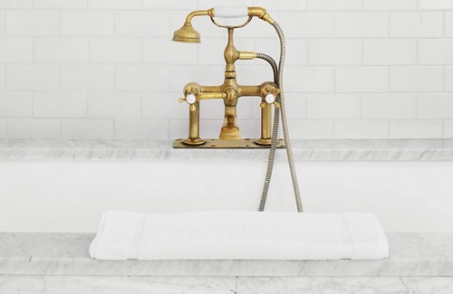 Ukrainian Village Hotel | The Bowery Hotel