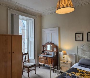 Tollcross House | The Braveheart House