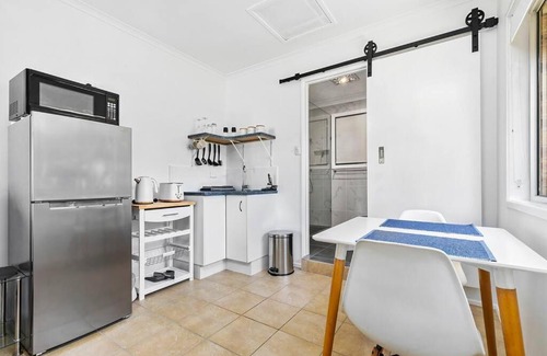 Bellara Apartment | The Brick Batch - holiday unit!