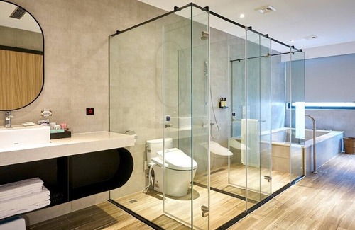 Puzi Hotel | The Brick Hotel