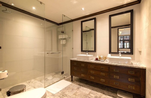 Chiang Mai Hotel | The Bridge An Eclectic Luxotel Chiangmai