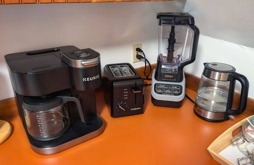 Old Lyme Apartment | The Bridge at Soundview · Beach+OceanView+Sunrise