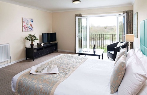 Hampreston Hotel | The Bridge House, BW Signature Collection