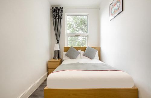 Southall Broadway Hotel | The Broadway Hotel - London Heathrow
