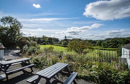 Windermere Hotel | The Brown Horse Inn