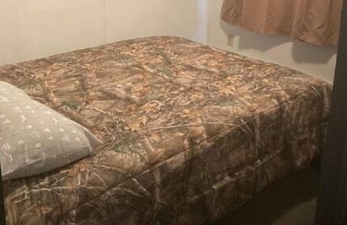 Guttenberg House | The Brown Nest