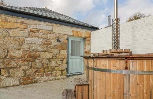 Grampound House | The Bull Pen