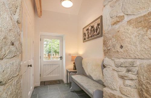 Grampound House | The Bull Pen