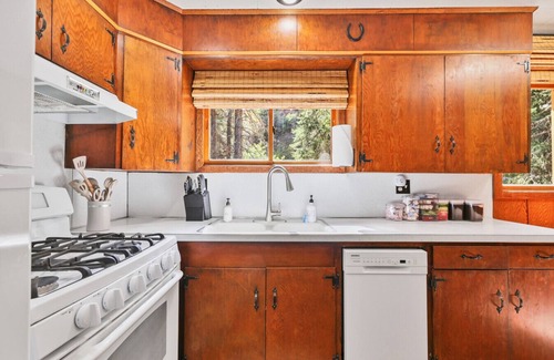 Sundance House | The Bungalow on The Stream Sundance, Utah