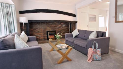 Ringwood House | The Burrow at Forest Edge