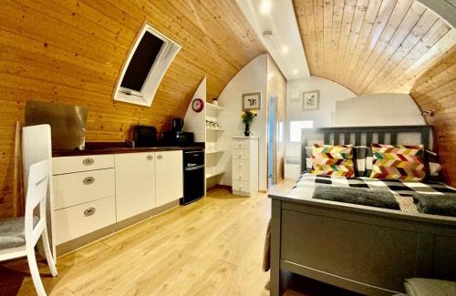 Nunney House | The Burrow